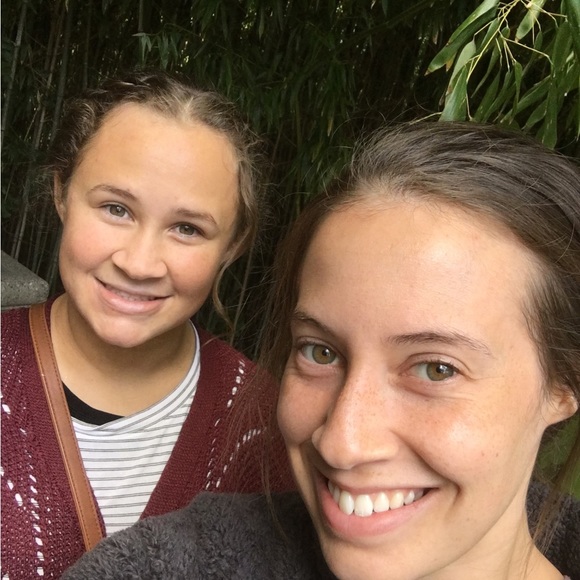 Meet your Posher, Cassie - Picture 7 of 10